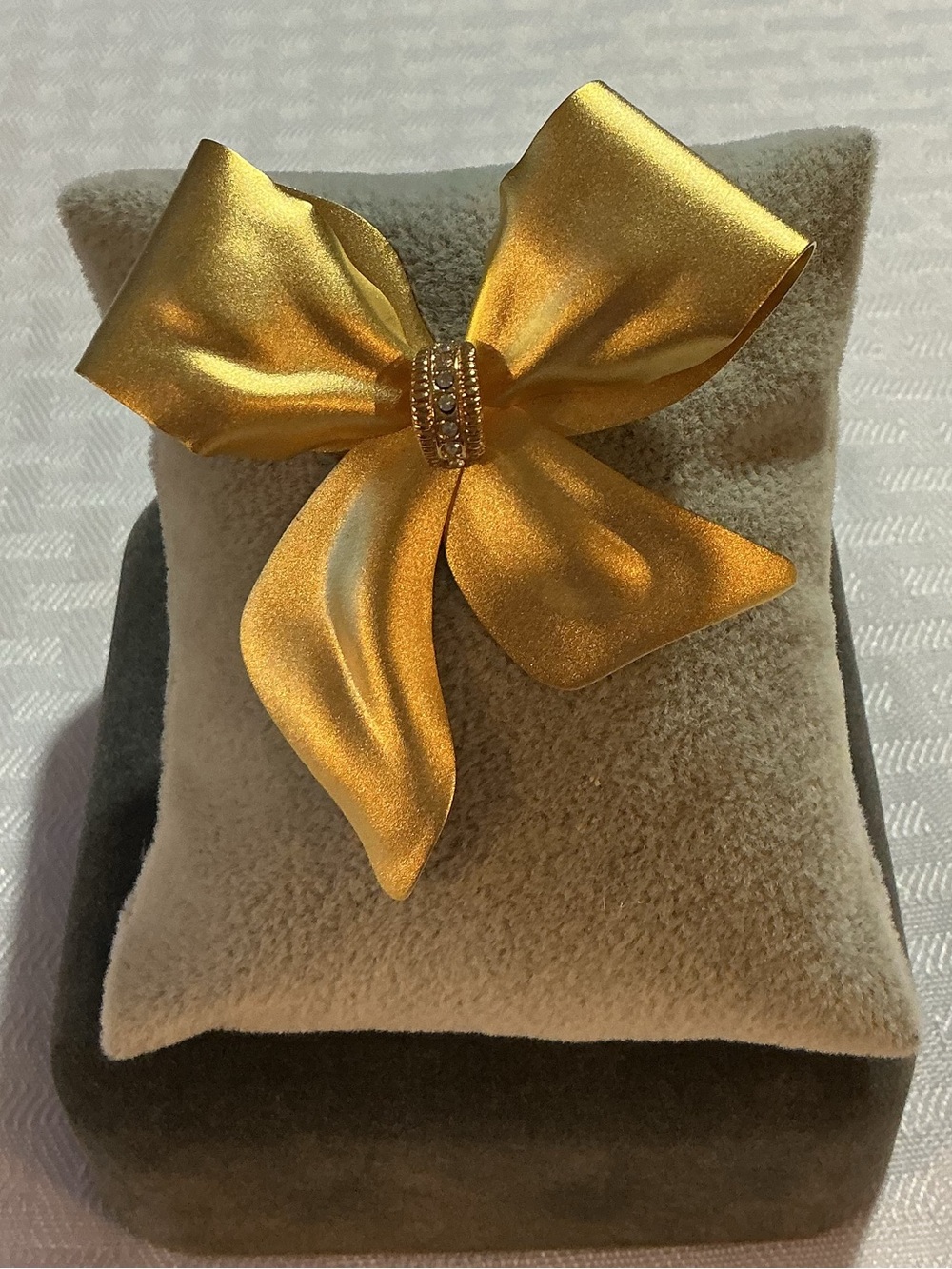 Bow Ribbon and Pave’ Rhinestone Knot Satin Finish Gold Tone Brooch
